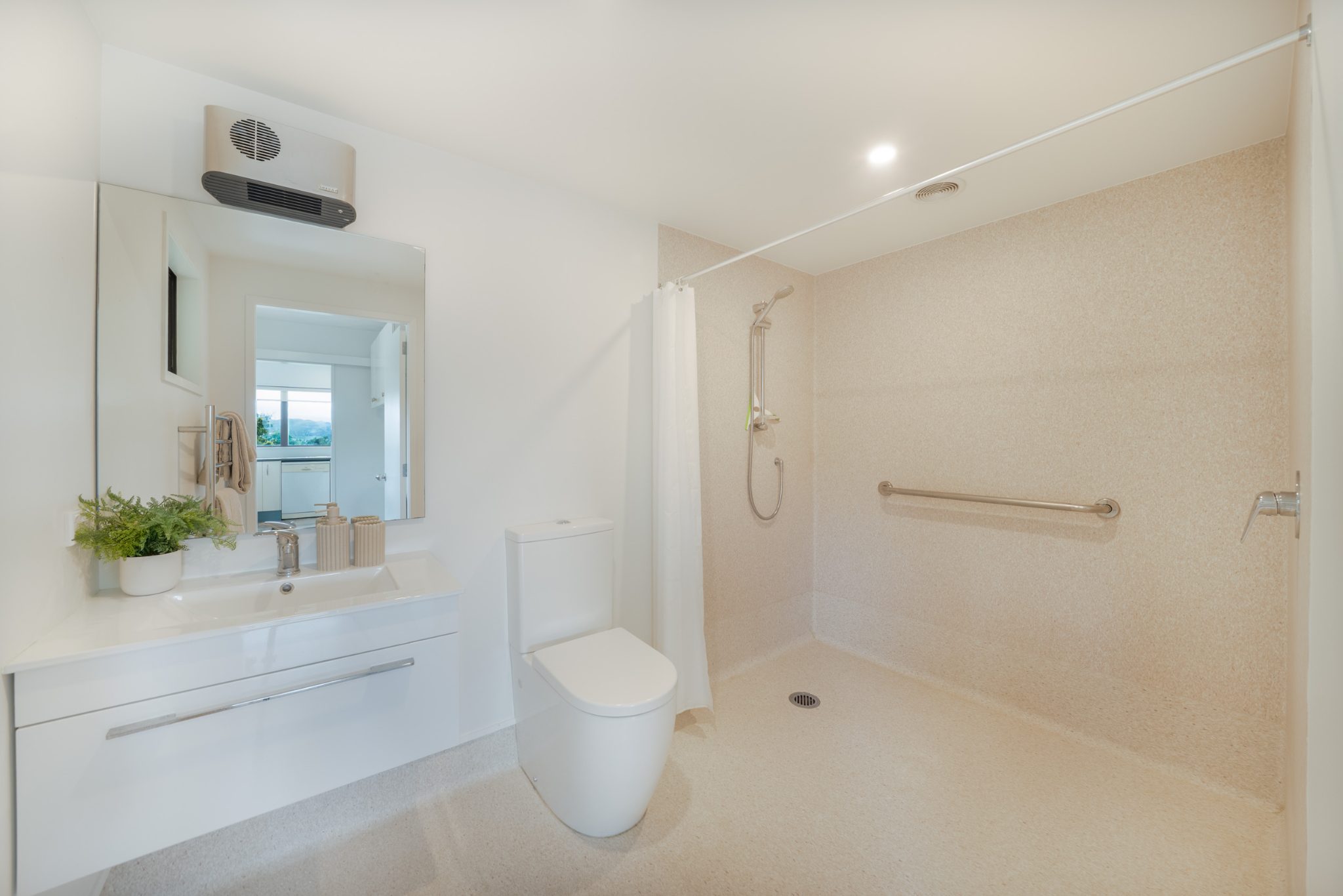 Private & Convenient Family Home — slide 12