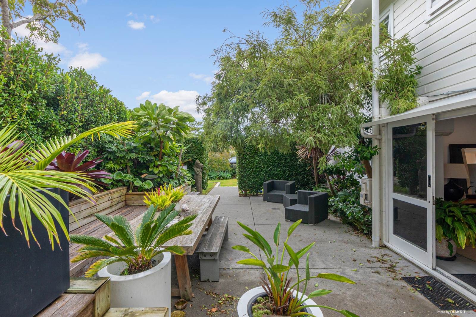 Family home and separate flat on 637 m2 — slide 13