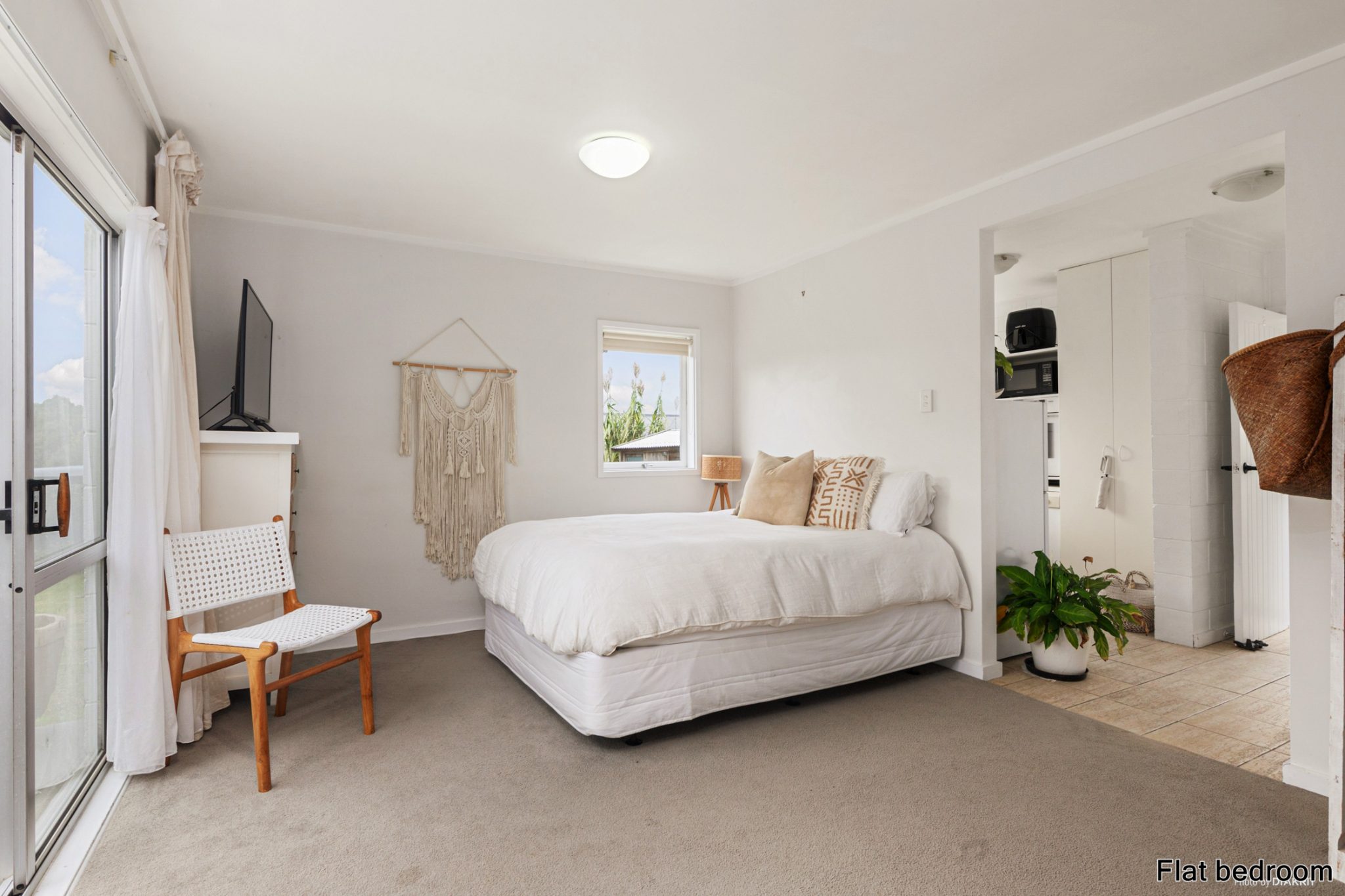 Family home and separate flat on 637 m2 — slide 15
