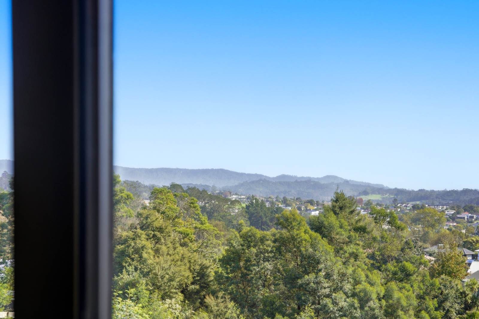 Builder’s Own Masterpiece with Gorgeous Views! — slide 18