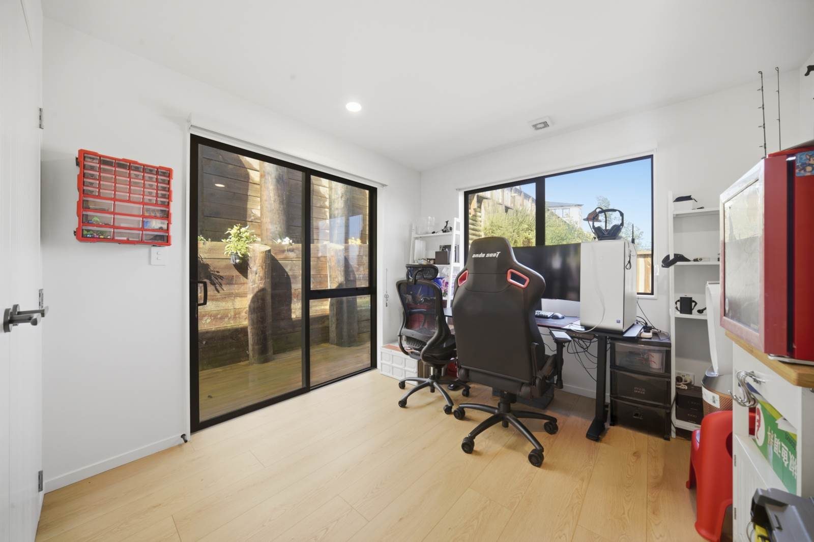 Builder’s Own Masterpiece with Gorgeous Views! — slide 20