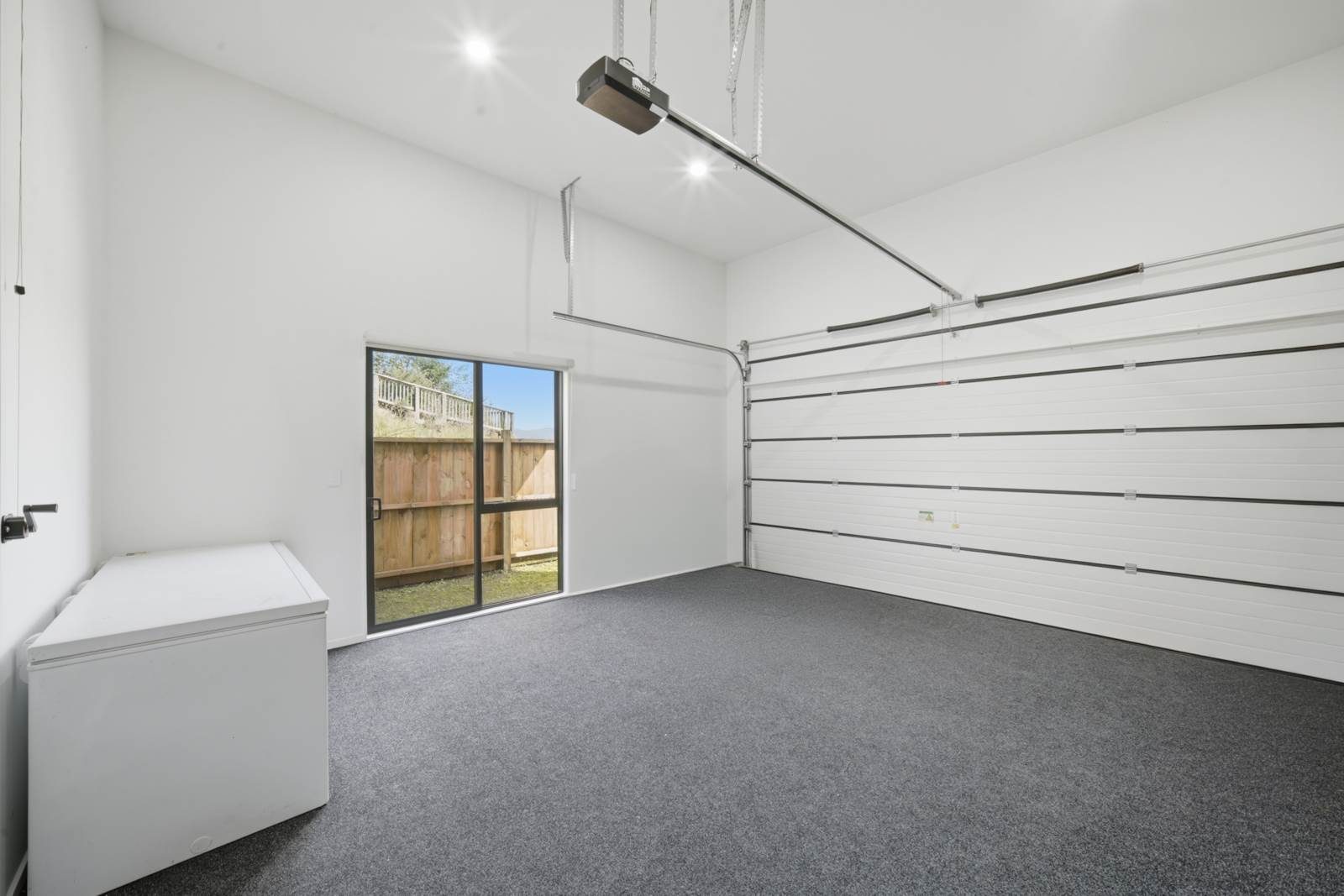 Builder’s Own Masterpiece with Gorgeous Views! — slide 26