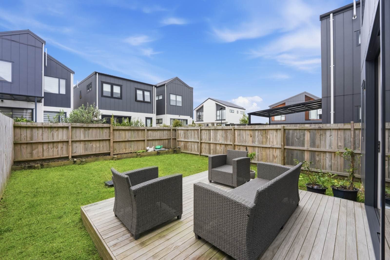 Must Sell! Near-New Standalone Family Home — slide 2