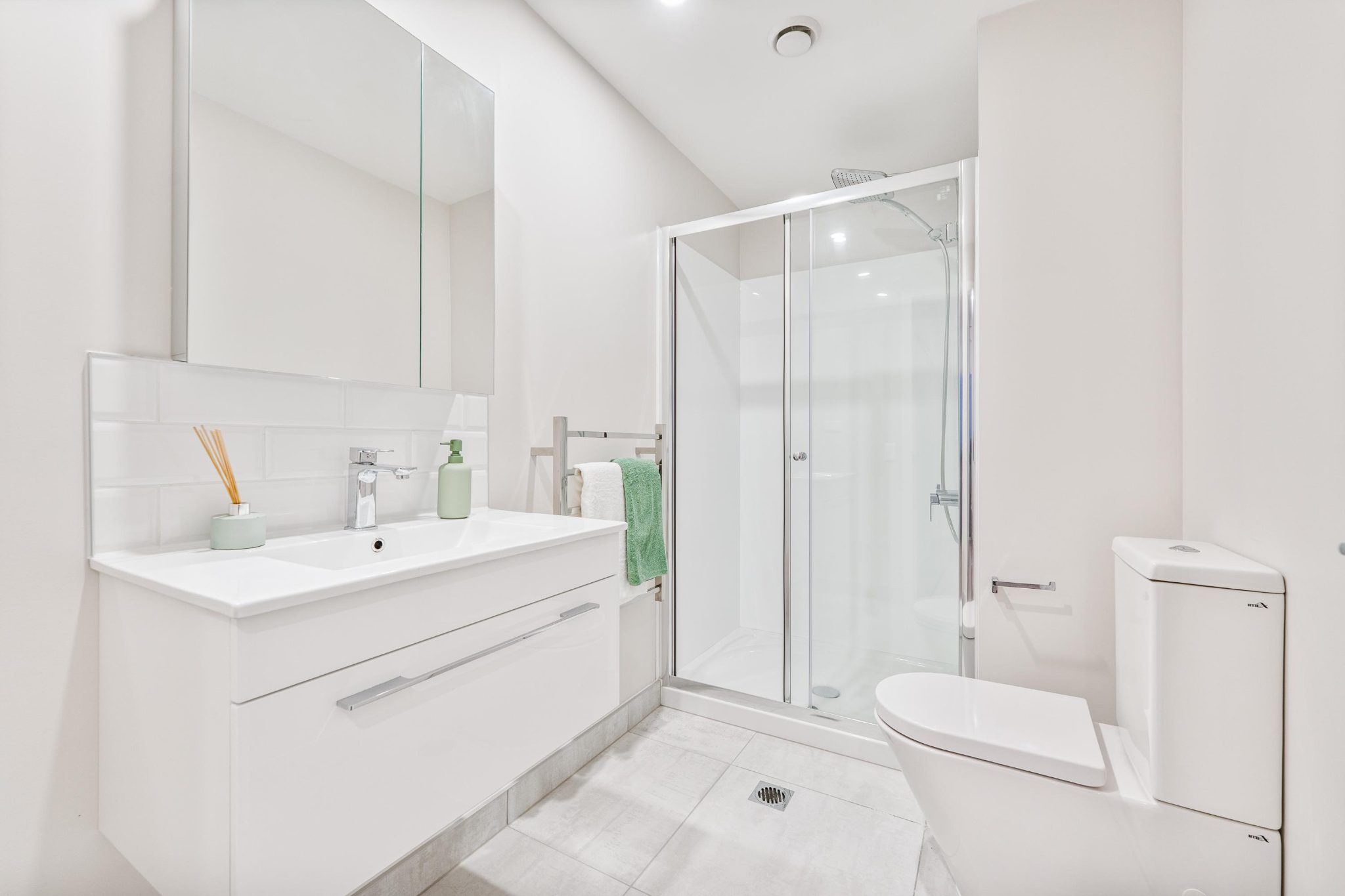 3 Bed, Ensuite, 2 Car. Lock and Leave Ready — slide 10