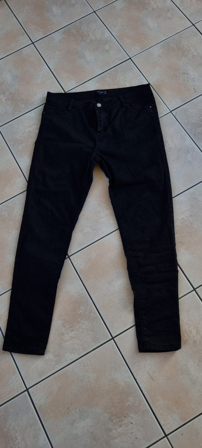 Betty Basics Jeans size 14