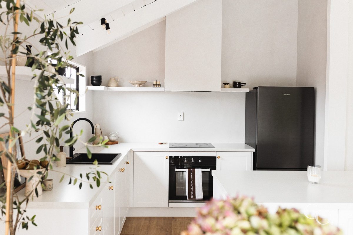 Striking Style, Simple Living — slide 4