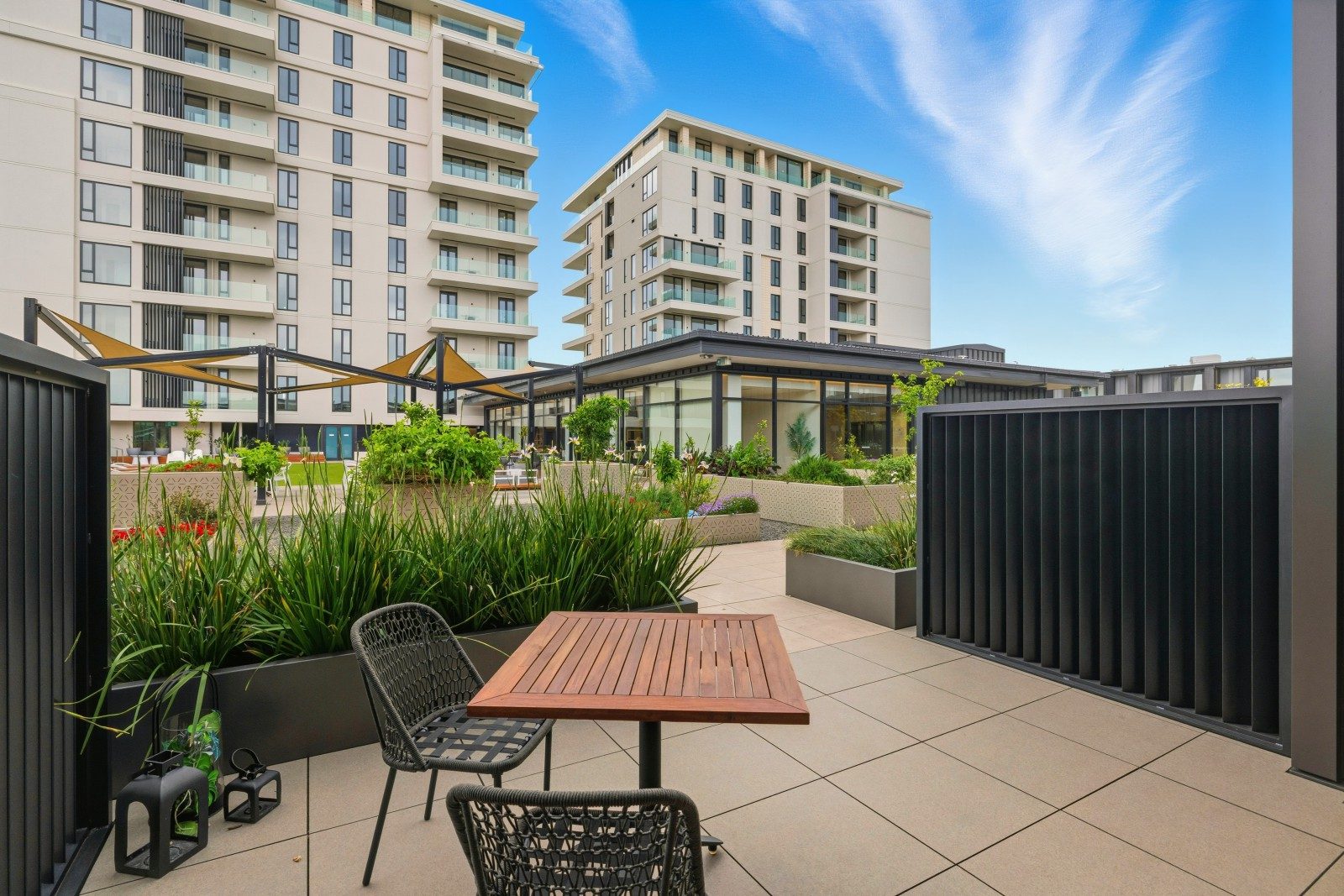 Brand New Garden Villa at Elizabeth Towers! — slide 9