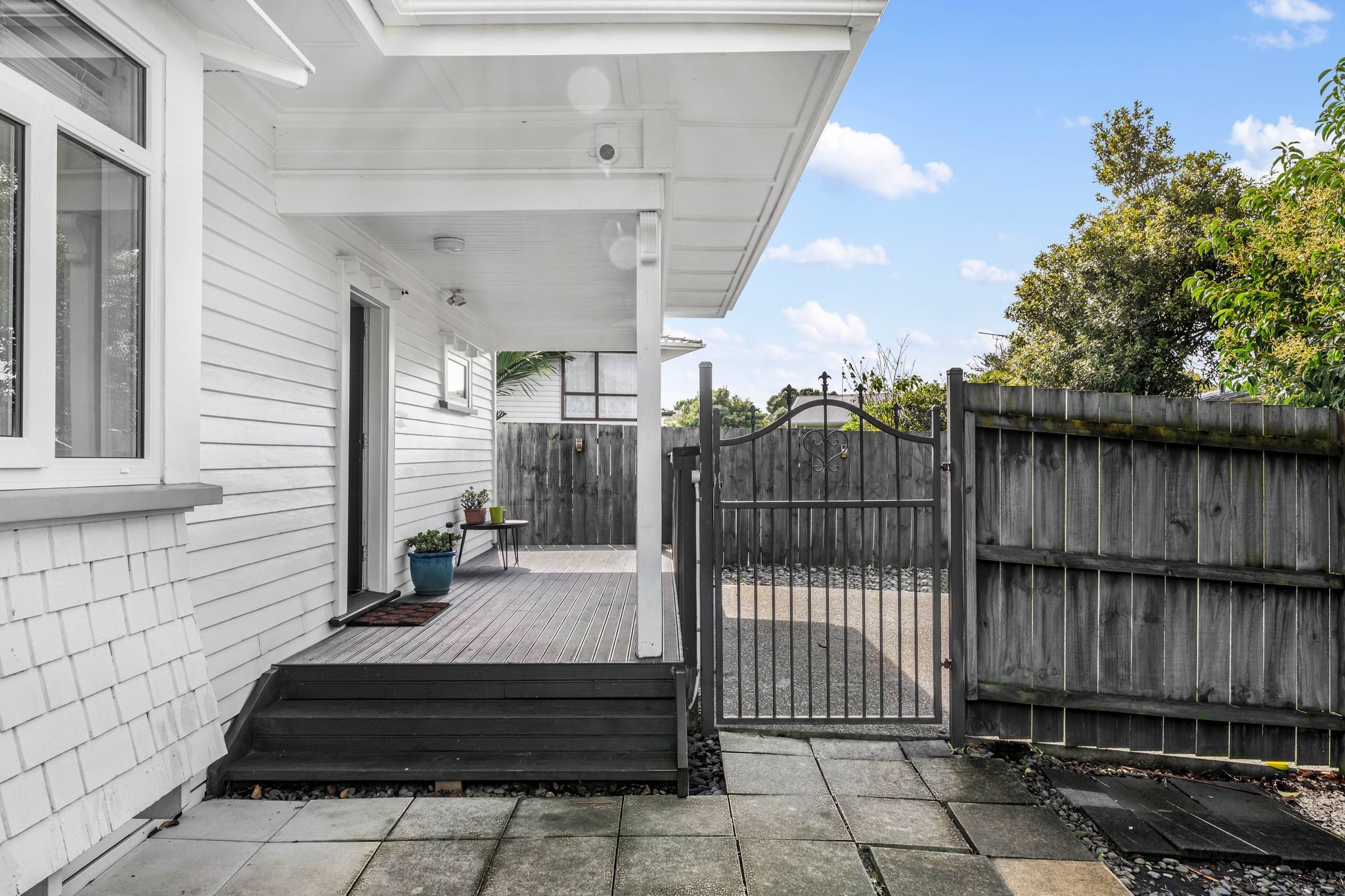 Freehold Bungalow — slide 2