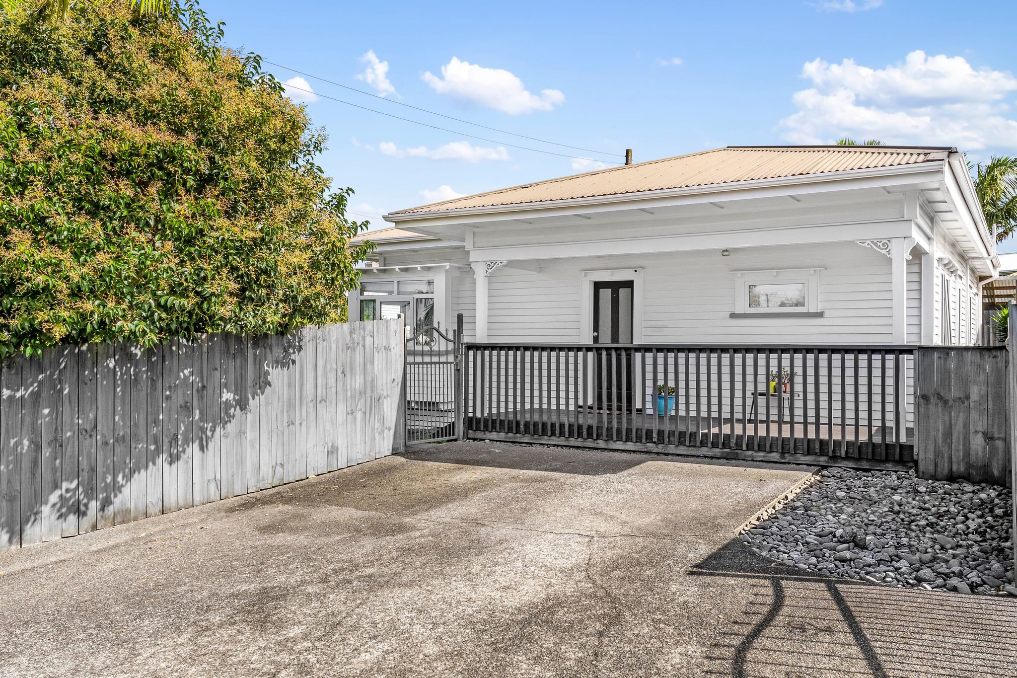 Freehold Bungalow — slide 13