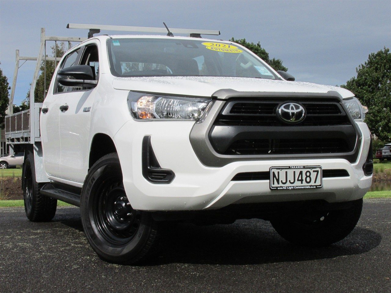 2021 Toyota Hilux SR D/Cab 4x2 | Trade Me Motors
