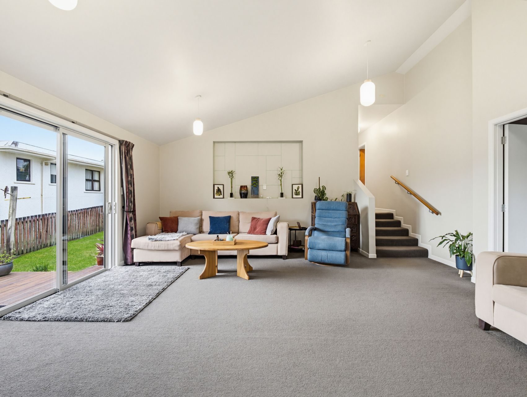 Green Outlooks and Split-Level Ease in Greerton — slide 14