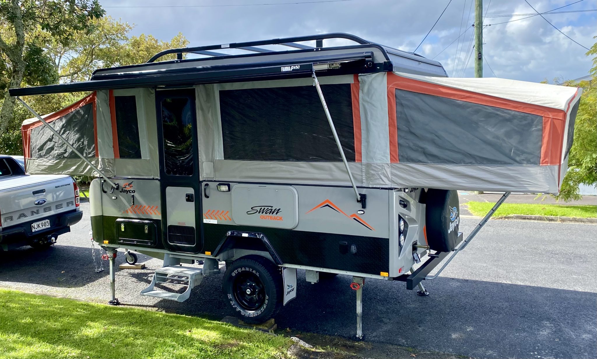 SWANS 　OUTBACK 2022 Jayco Swan Outback with diesel heater | Trade Me Motors
