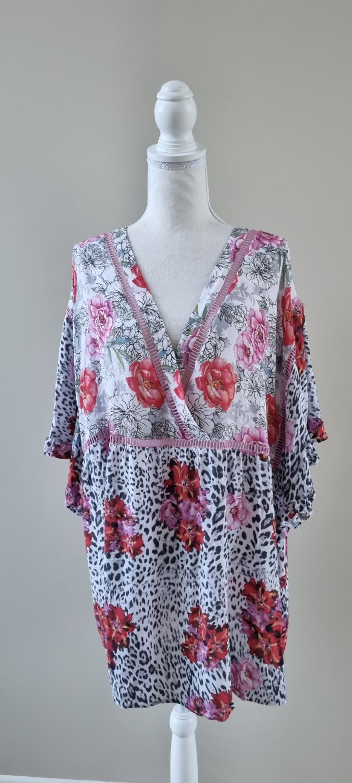 Virtuelle Tunic Top size 22
