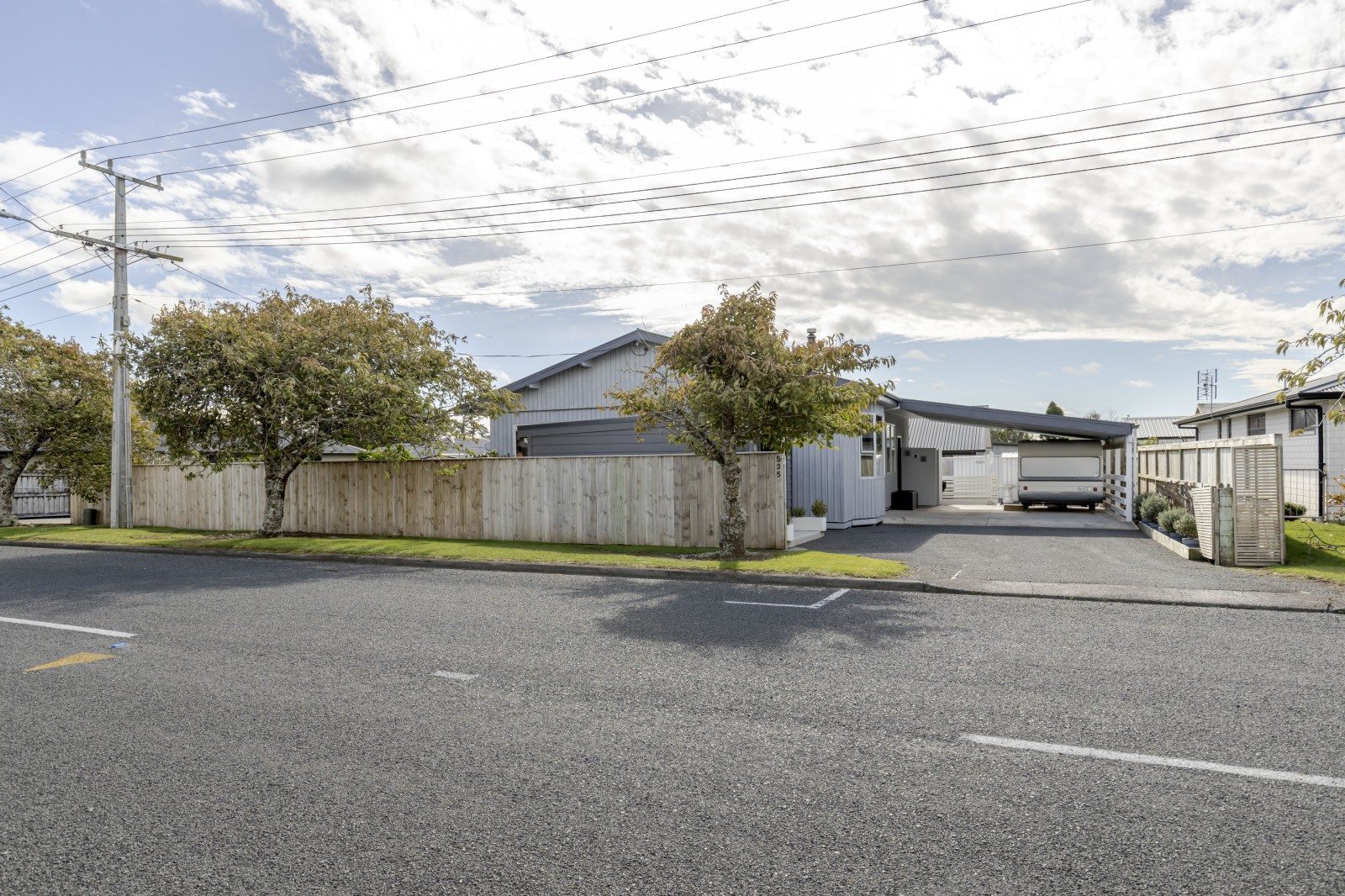 Affordable Lepperton Living — slide 40