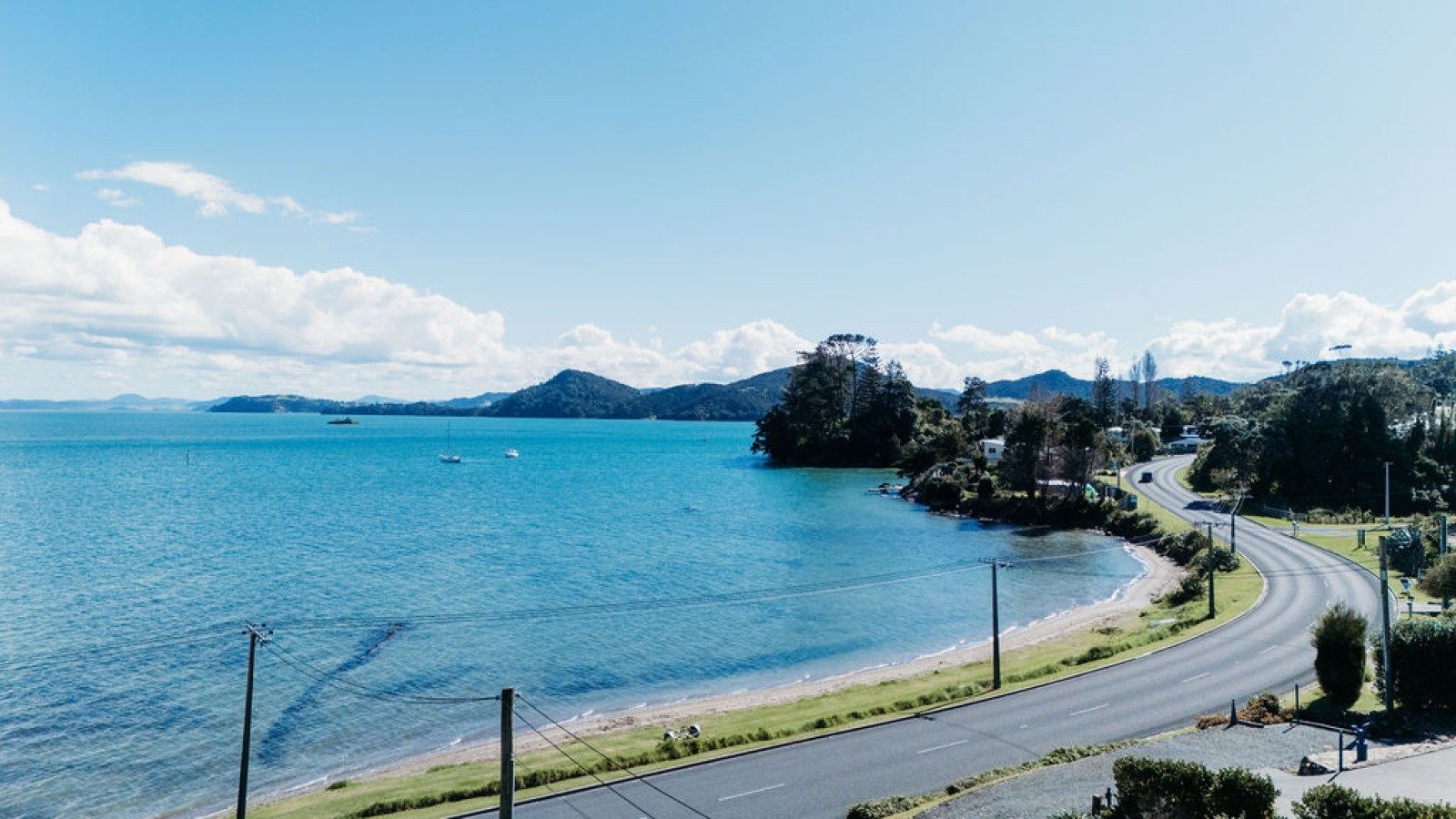 As new, stunning water view! — slide 21
