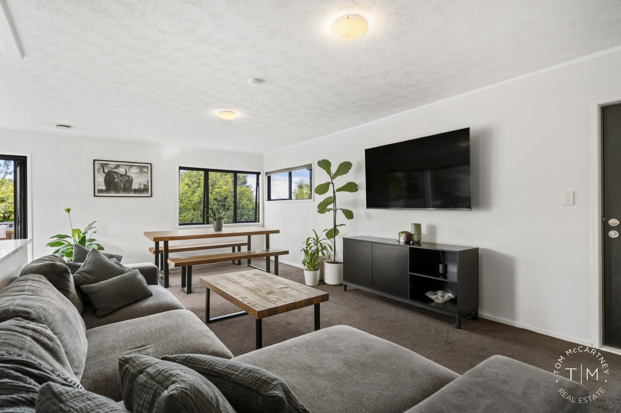 Renovated Home with Seperate Living - Must Sell! — slide 5