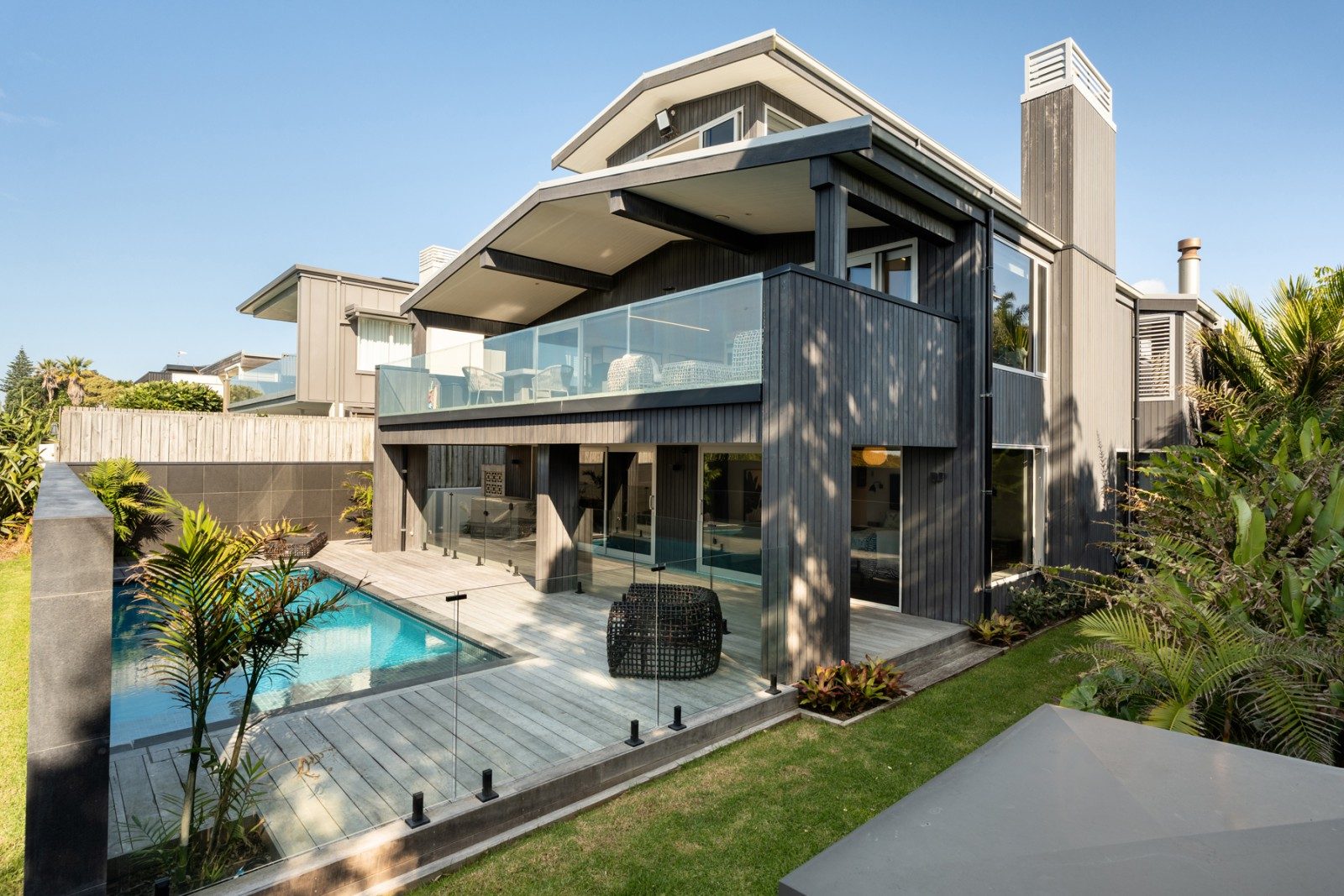 High motivation to sell the ultimate home — slide 2