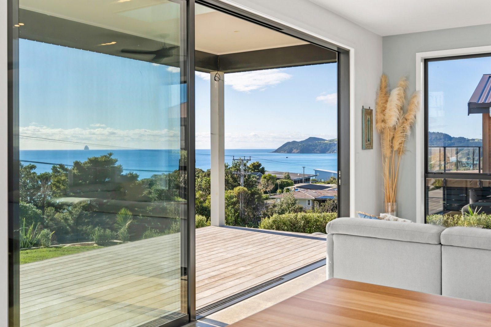 A Home That Feels Like a Holiday — slide 9