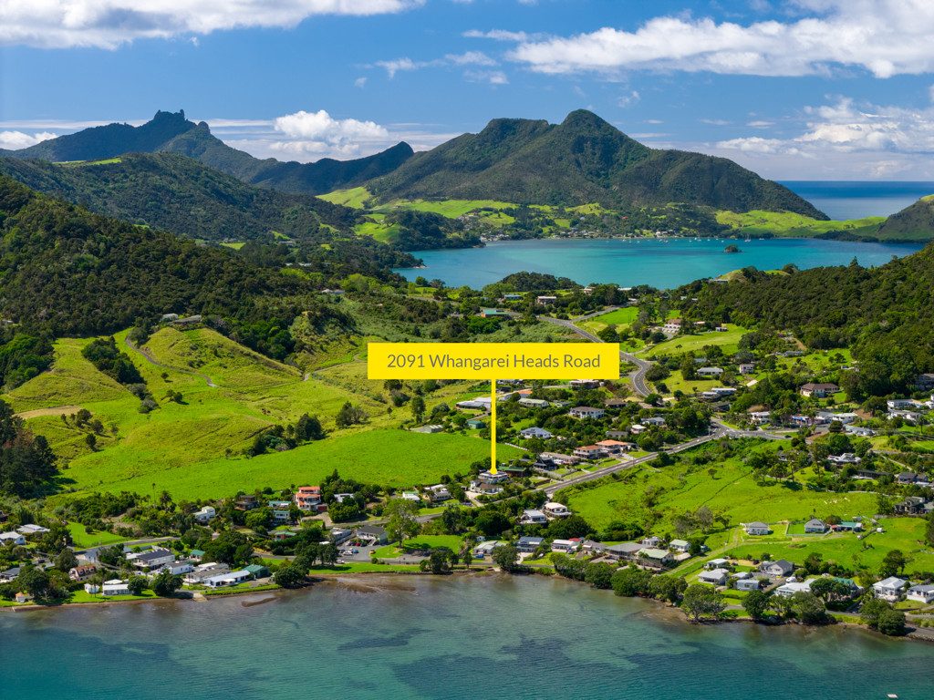 Dual Living with Stunning Water Views — slide 48