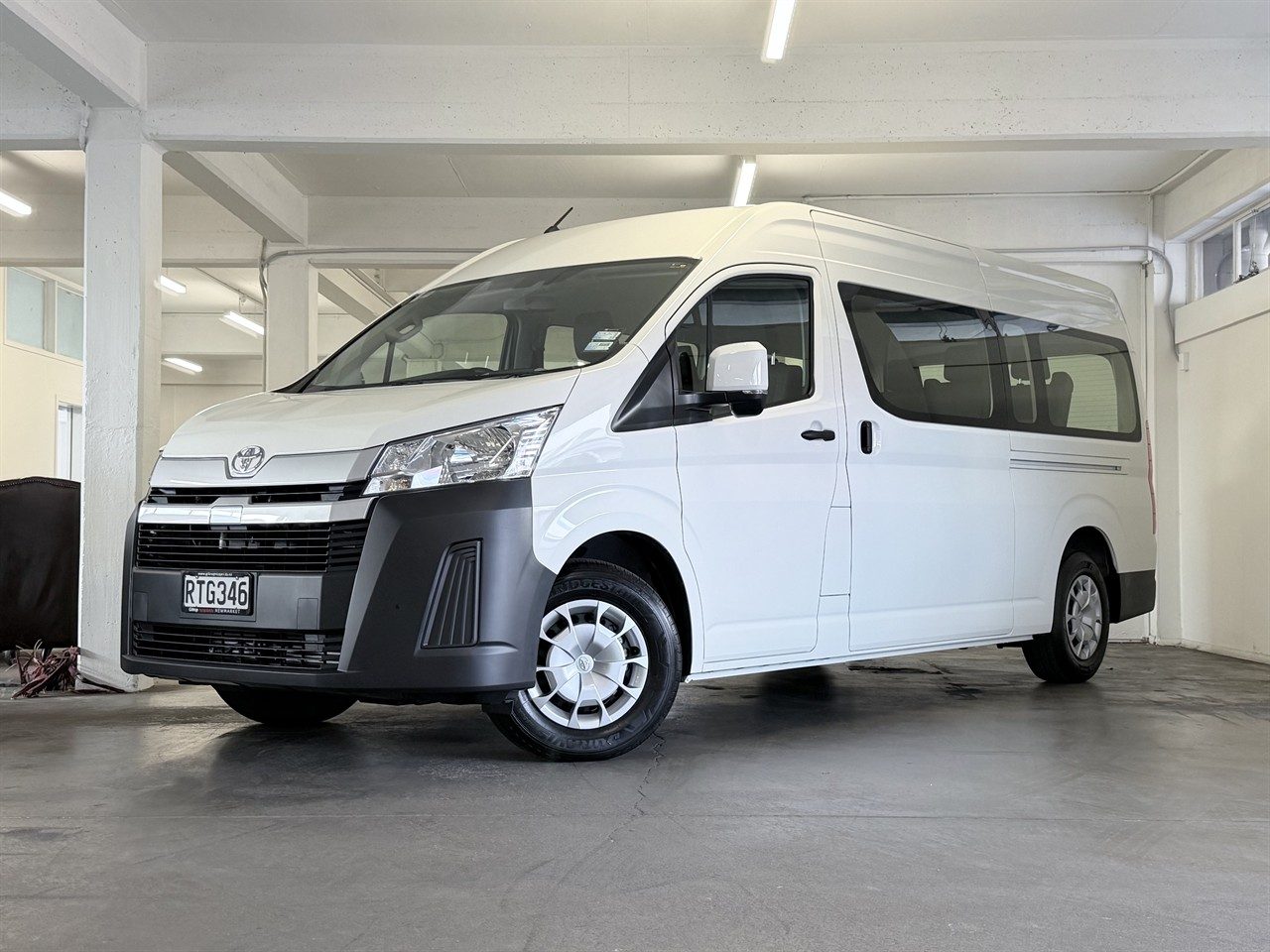2026 Toyota Hiace ZX MB 2.8DT/6AT | Trade Me Motors