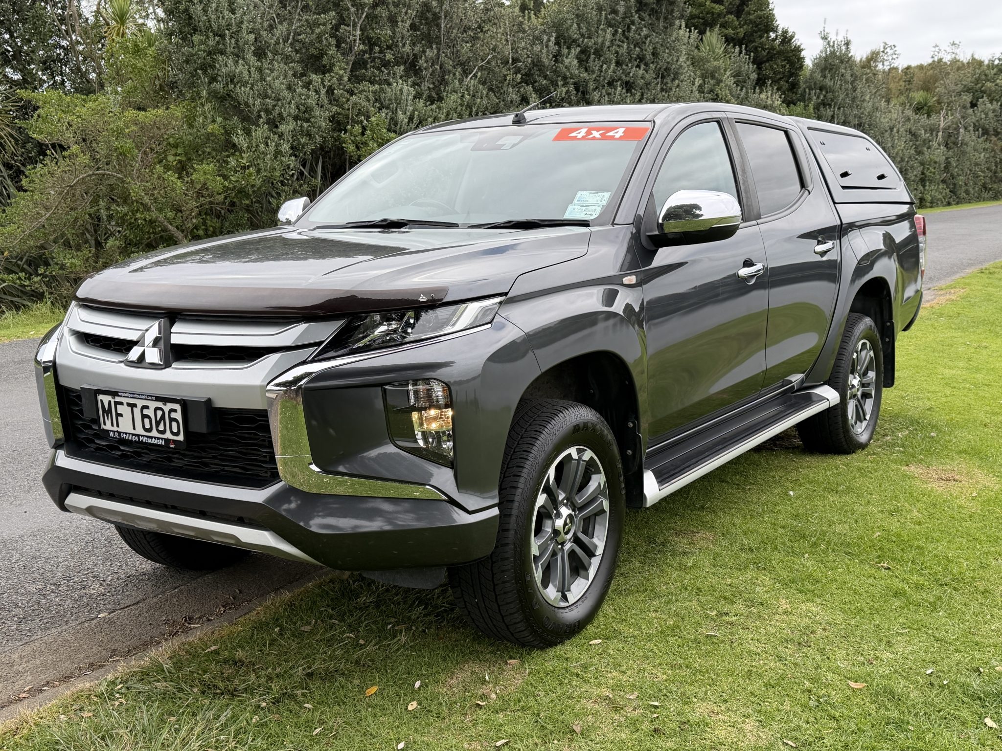 2019 Mitsubishi Triton DC Glxr 4WD 6M 2.4D | Trade Me Motors