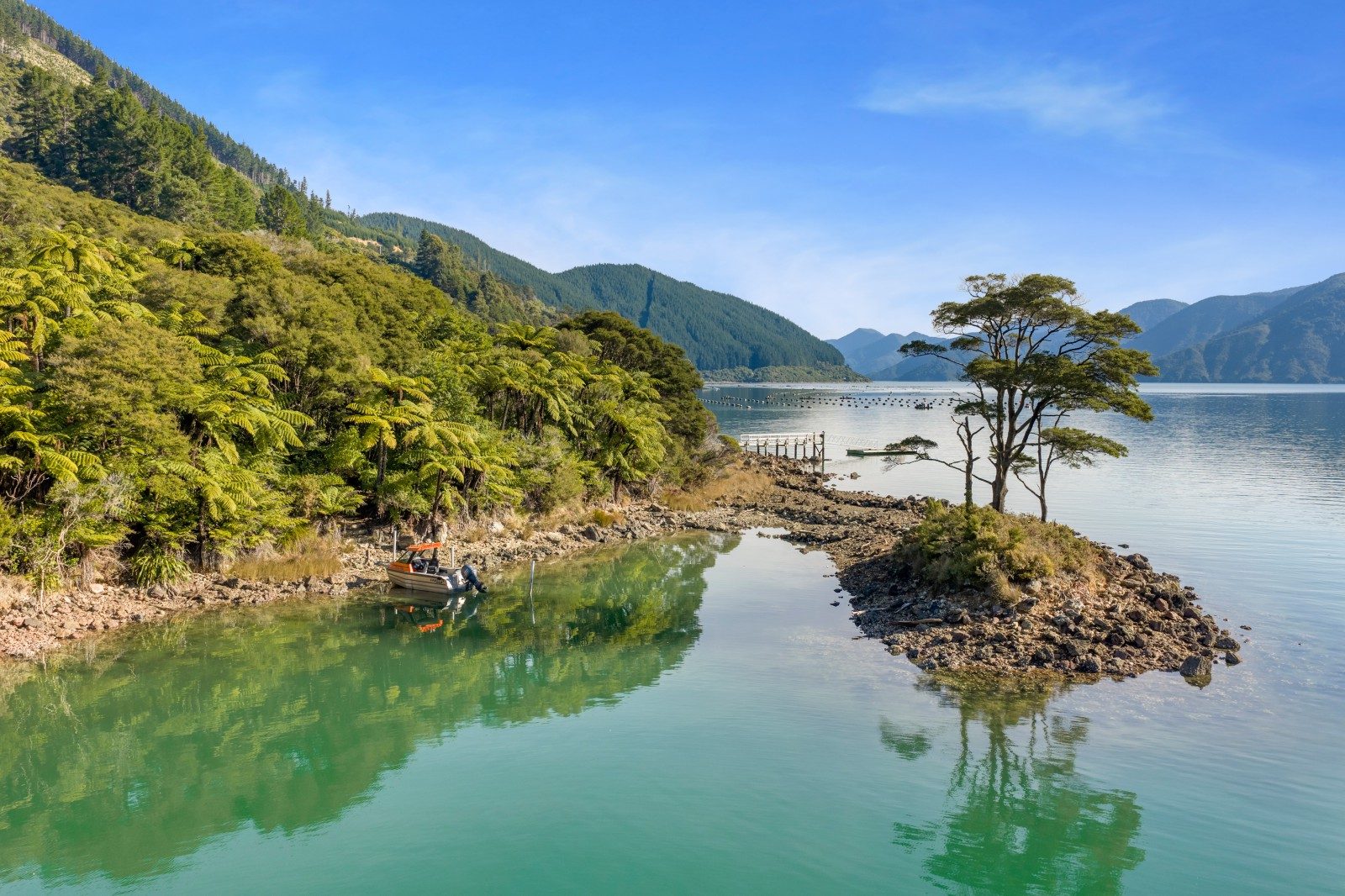 Yncyca Bay haven with mooring — slide 1