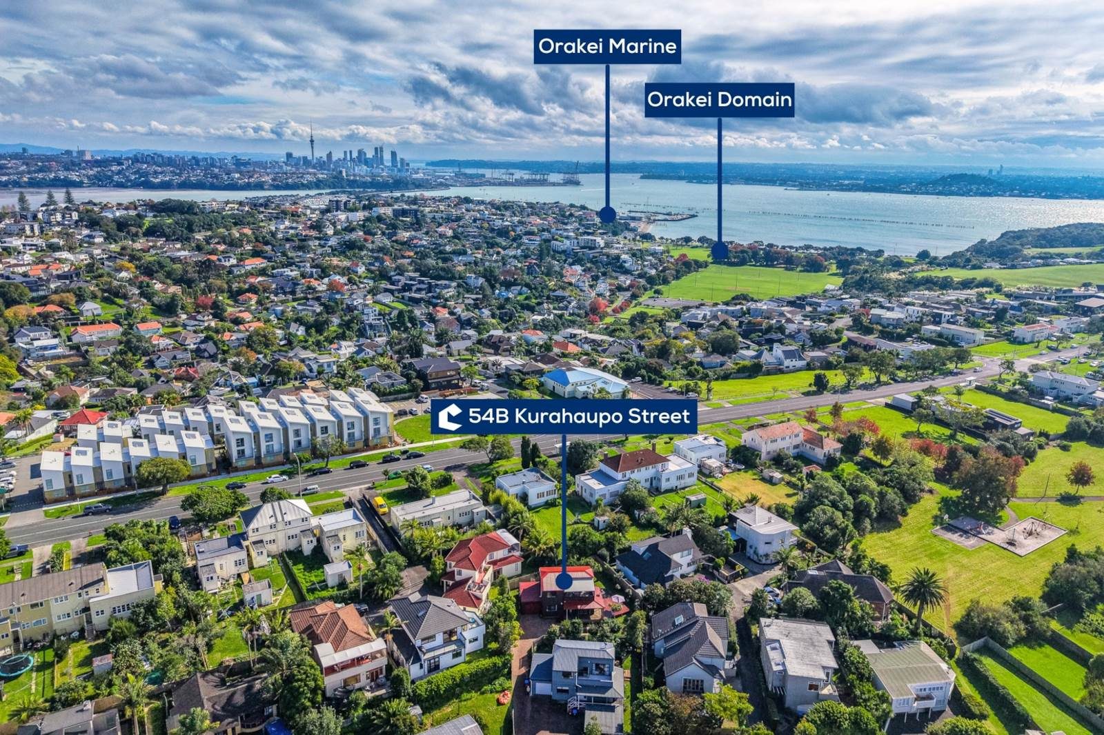 Sunny, Private & Cozy Living in Orakei — slide 32
