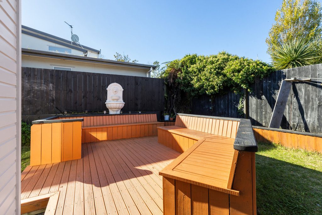 High Ceilings, Hot Pools, and Supersized Garaging! — slide 12