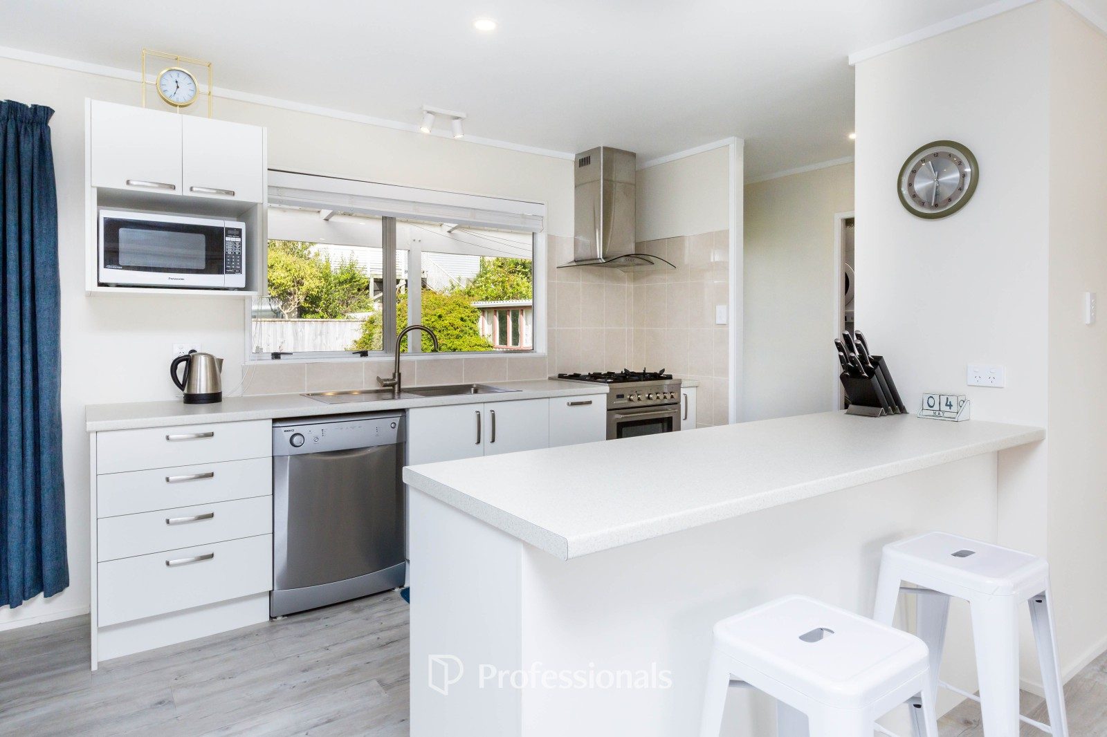 3 Bedrooms Plus That Little Extra — slide 6