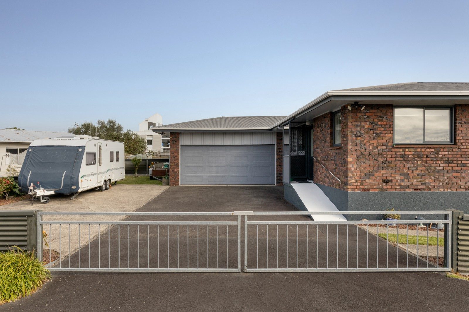 The Space & Views You Want, Plus Double Glazing! — slide 2