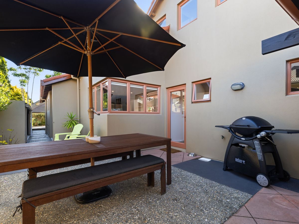Prestigious family living in Hokowhitu — slide 50