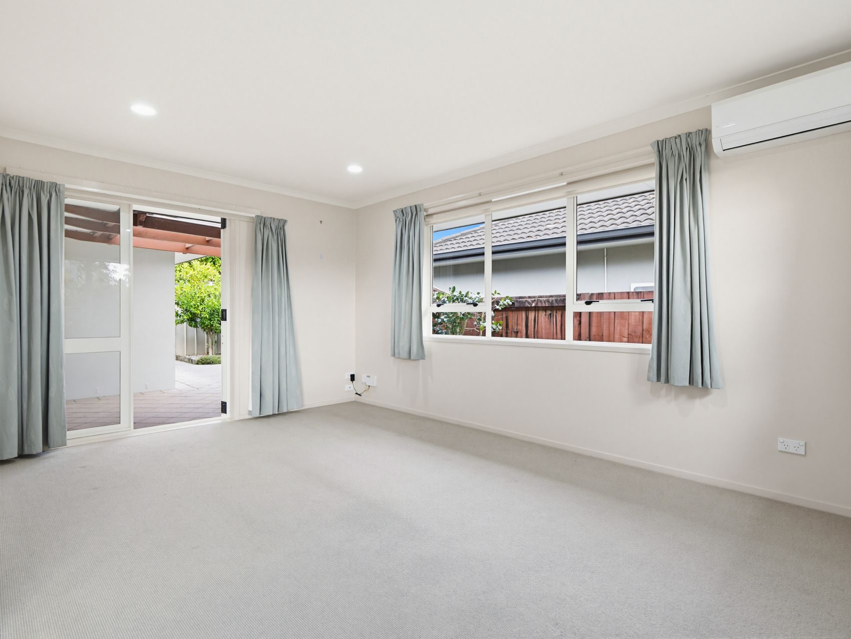 A Single-Level Home That Gets Family Life — slide 10