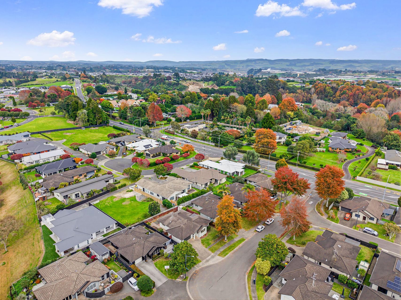 A Single-Level Home That Gets Family Life — slide 33