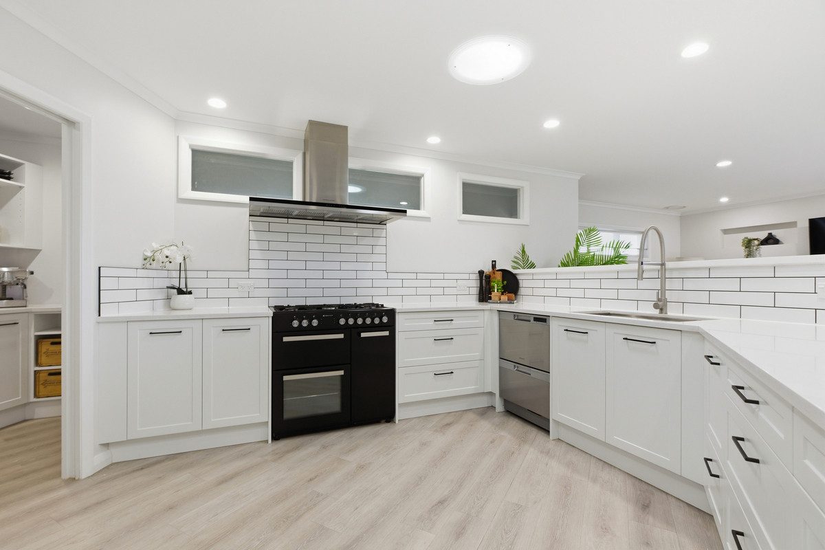 Priced to Sell in Twelve Acre! — slide 1