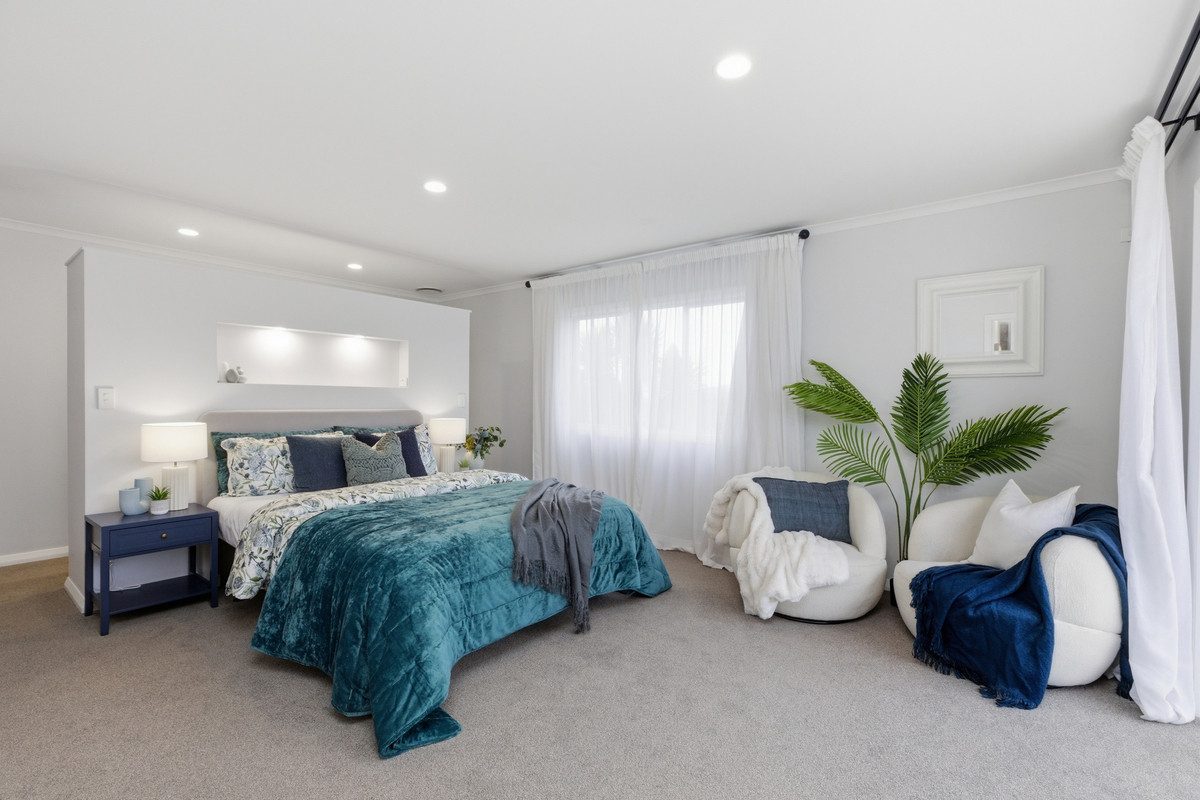 Priced to Sell in Twelve Acre! — slide 11