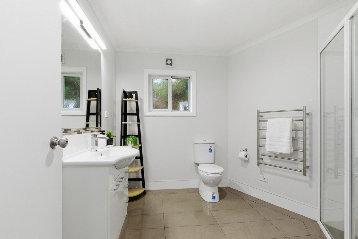 Priced to Sell in Twelve Acre! — slide 26