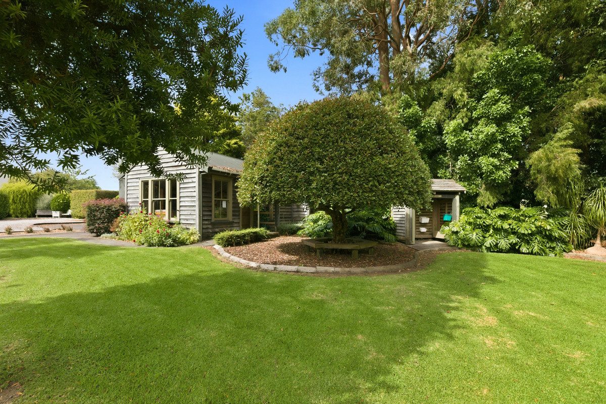Priced to Sell in Twelve Acre! — slide 32