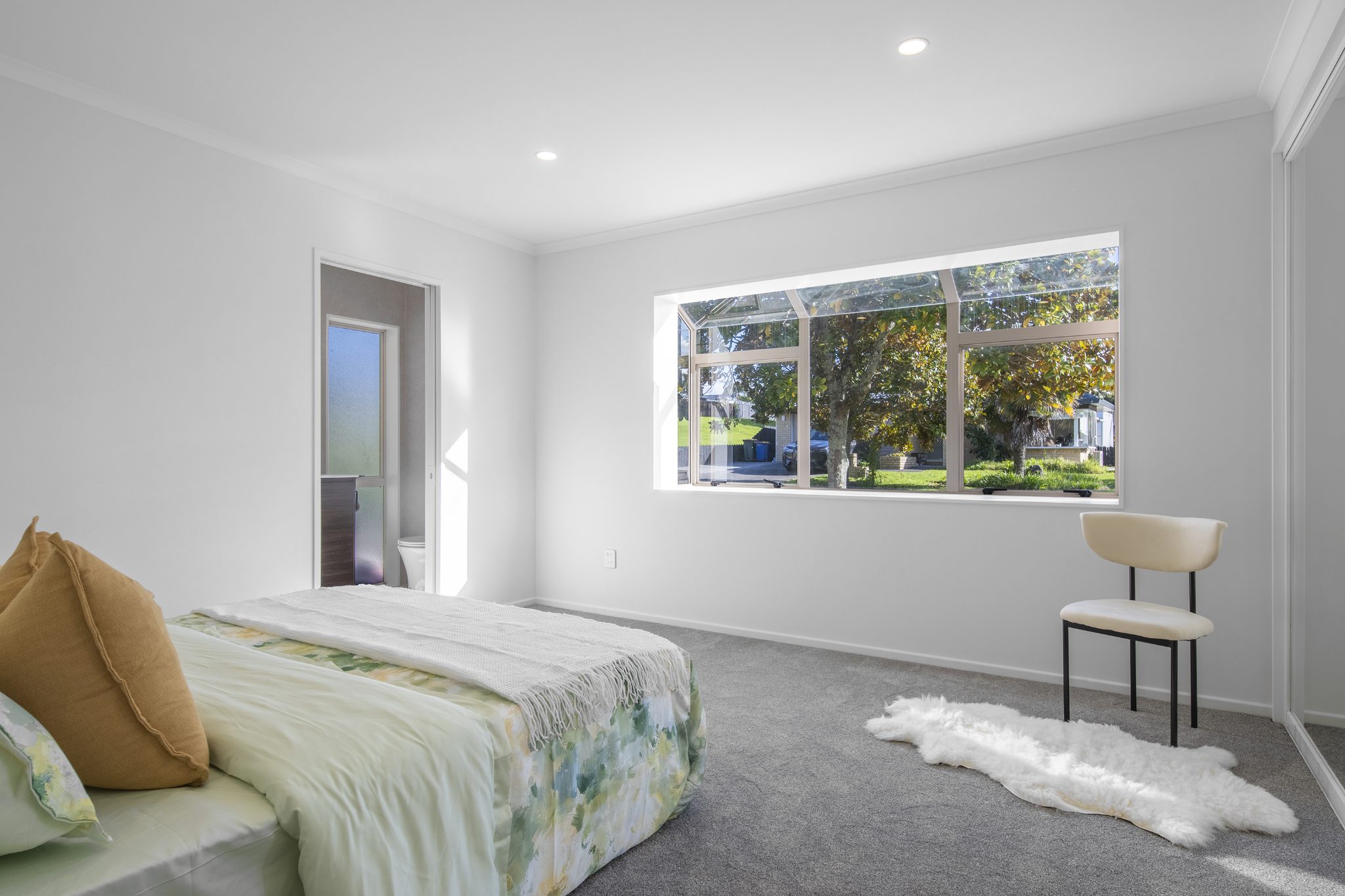 Renovated Brick & Tile in Albany — slide 10