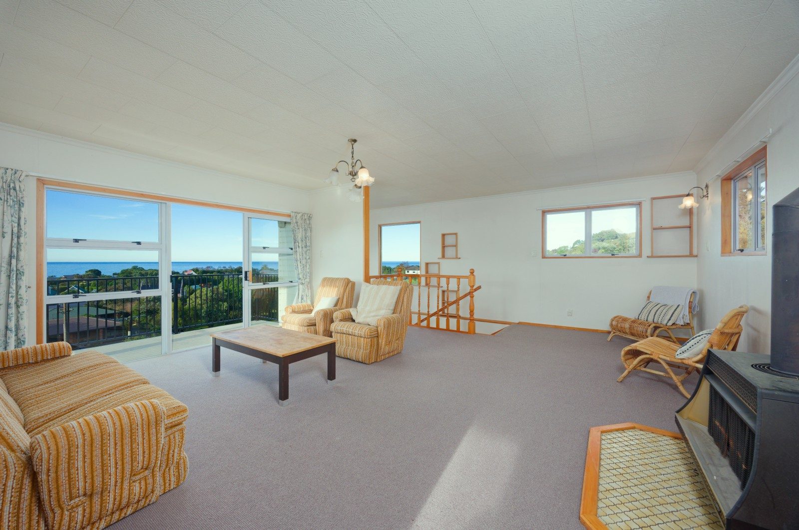 Renovation Opportunity with World-Class Views — slide 2
