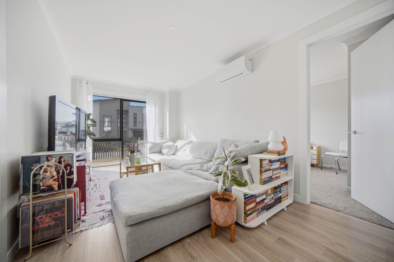 Modern Coastal Living Meets Everyday Convenience — slide 23