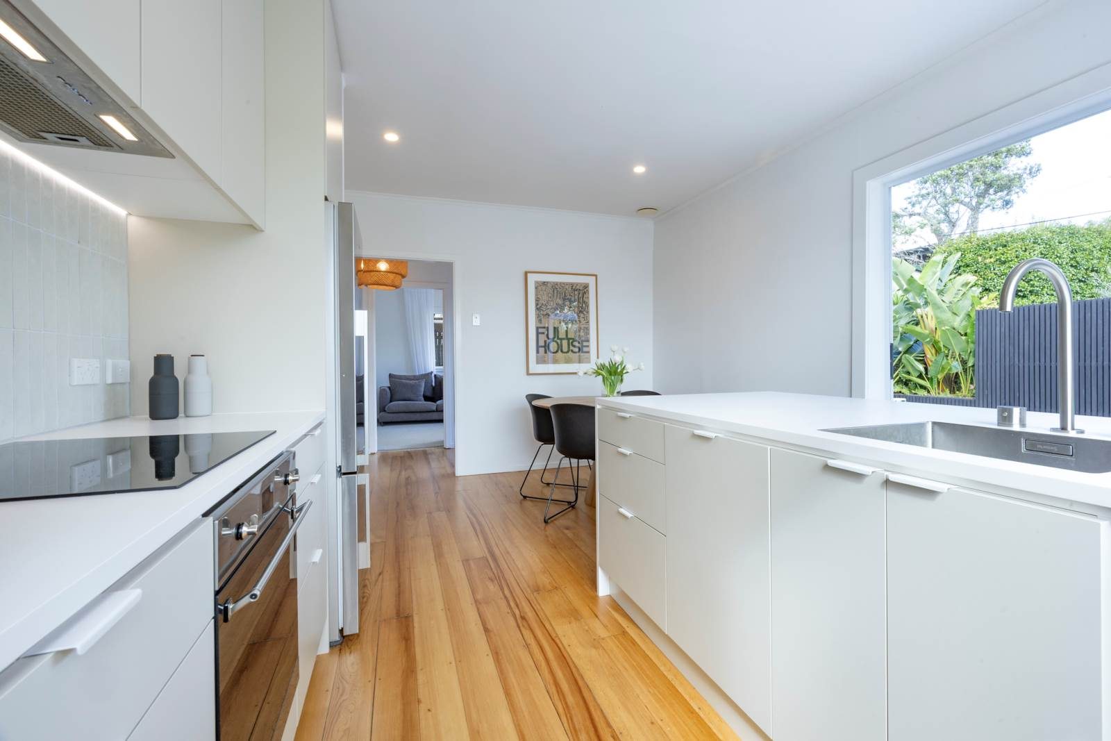 Your Stylish Titirangi Debut — slide 2