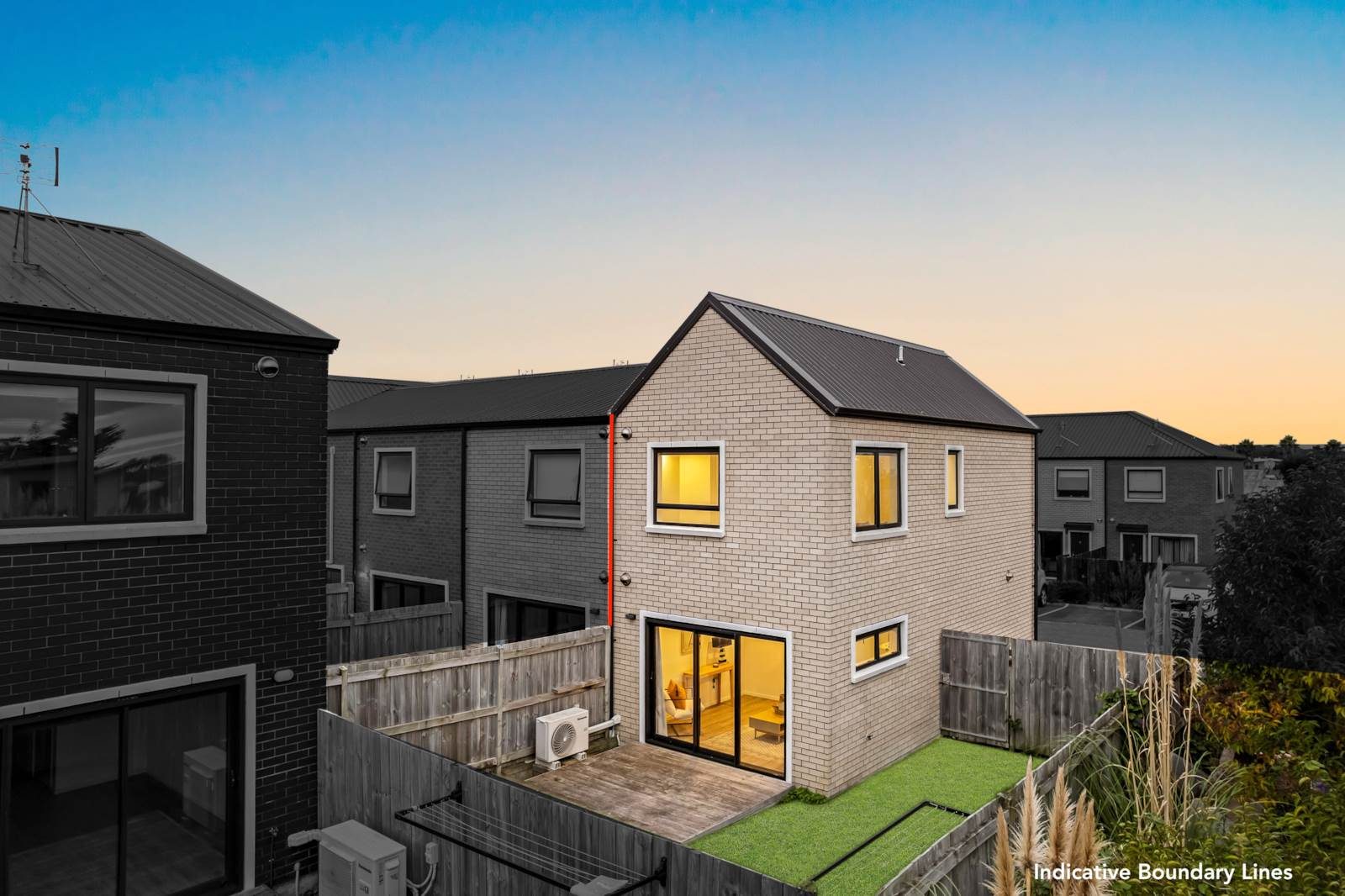 Entry level - Modern Corner Townhouse Living — slide 1