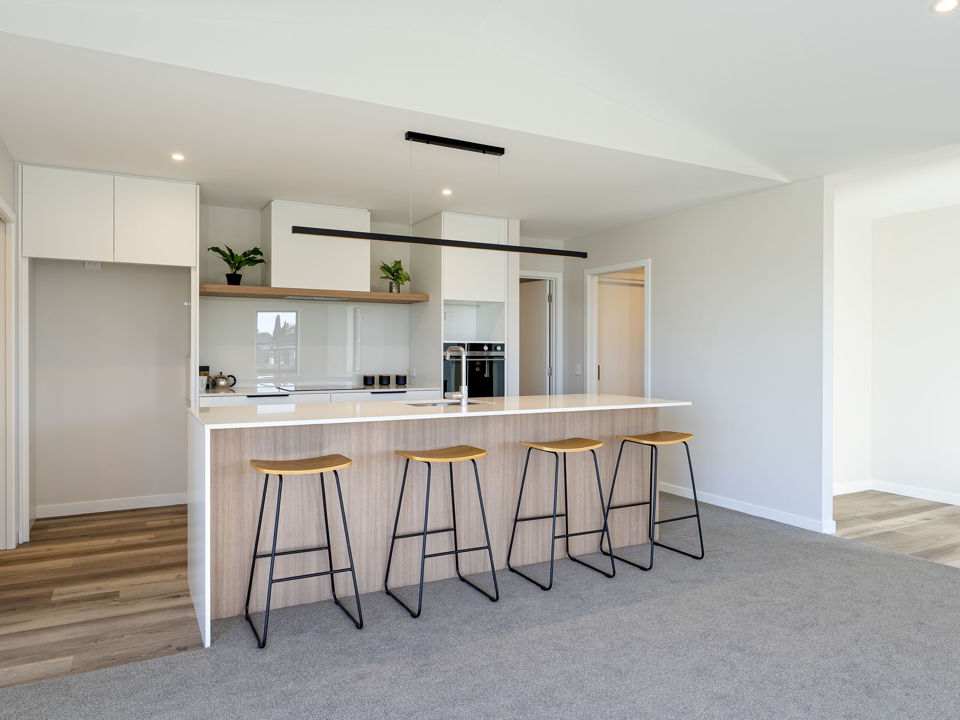 Stylish New Mapua Home — slide 4