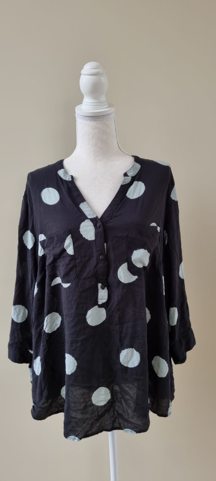 Wild Child Tunic Top size 16