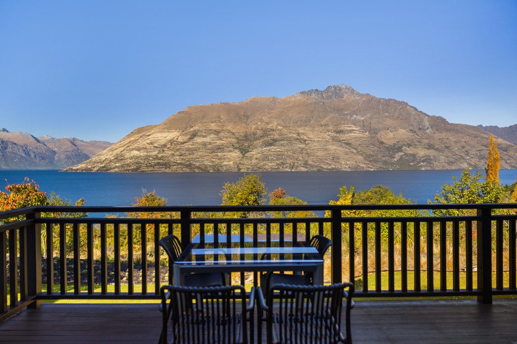 Hidden Lodge: Boutique Bed & Breakfast Opportunity — slide 2