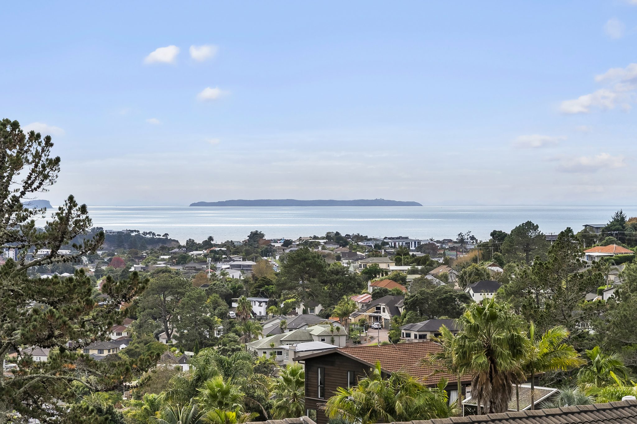 Sun, Seaviews & Double Garage Appeal — slide 2