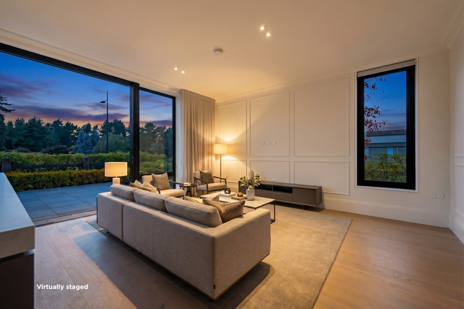 Effortless elegance in Northlake — slide 2
