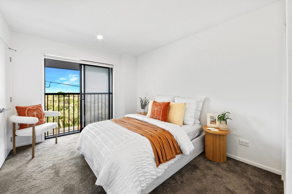 Coastal Luxury Meets Modern Convenience — slide 7