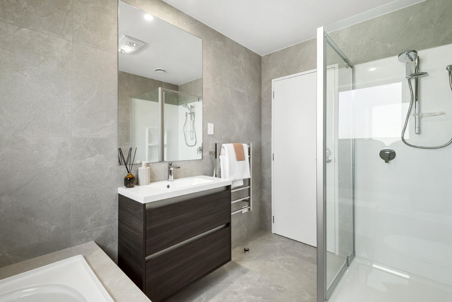 Step Into Quality Living +5K Cashback — slide 25
