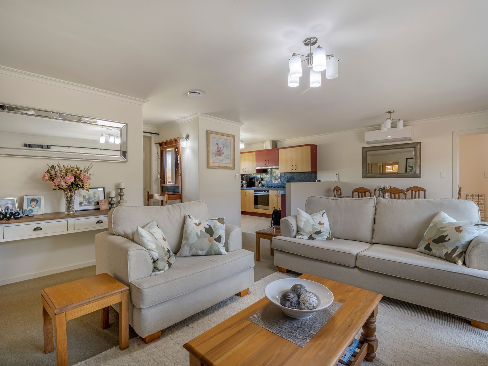 Versatile Living In Coastal Papamoa — slide 10